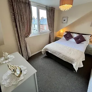 https://scoresby-escape-whitby-holiday-home.yorkshirehotels.net