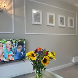 https://stunning-apartments-in-leeds-financial-district.yorkshirehotels.net